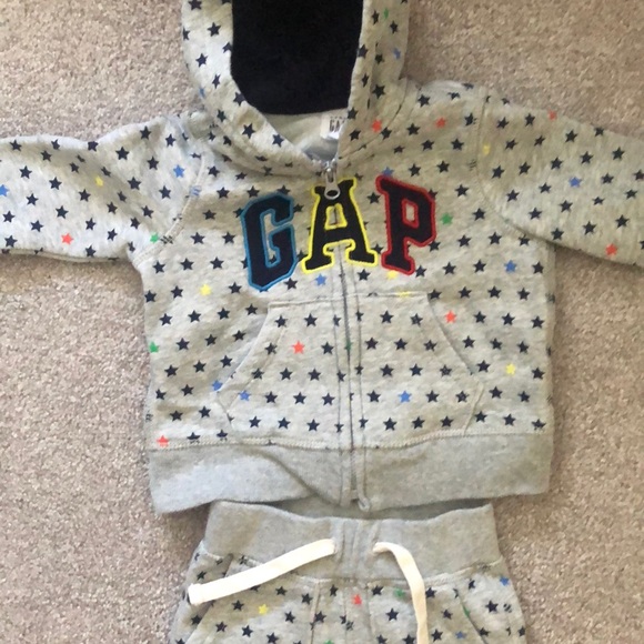 Baby gap Sweatsuit with stars - Picture 1 of 4